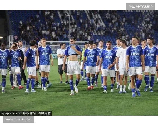 科莫今夏转会市场投入超1亿欧成为意大利第二大烧钱球队 科莫今夏转会市场投入超1亿欧成为意大利第二大烧钱球队